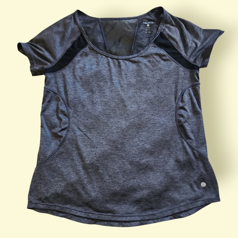 Heathered Charcoal Short Sleeve Scoop Tee with Mesh Panels